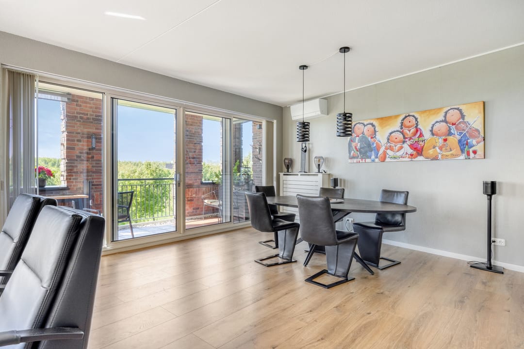 Luxurious Apartment with Panoramic Golf Course Views in Iconic Slot-Haverleij — 13