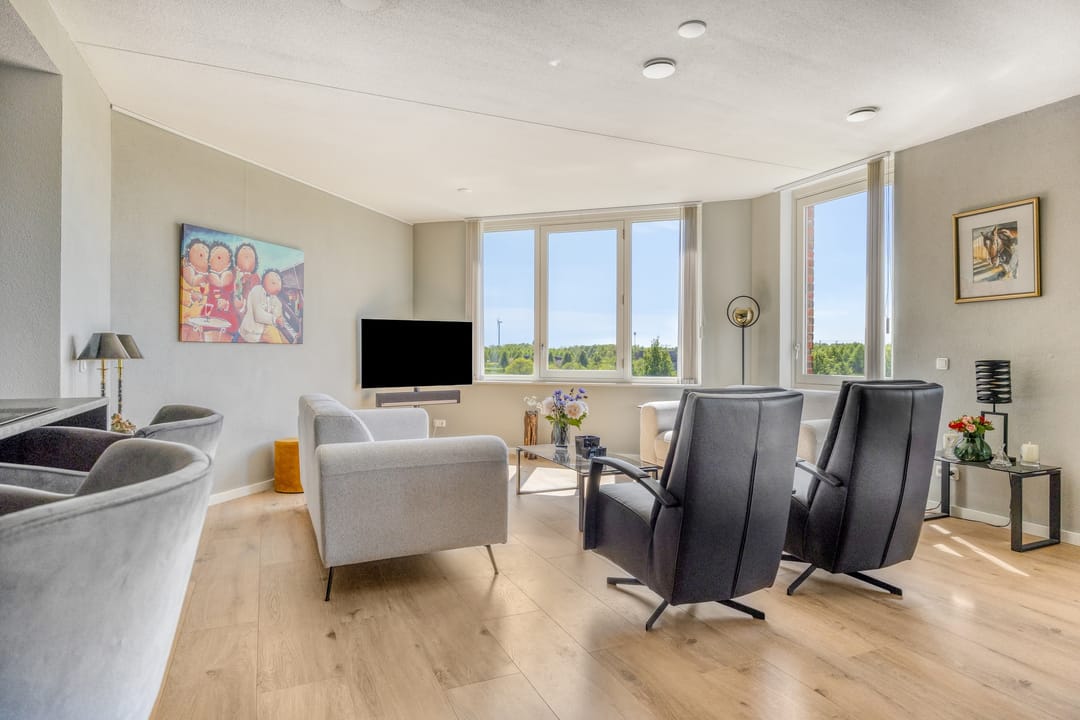 Luxurious Apartment with Panoramic Golf Course Views in Iconic Slot-Haverleij — 22