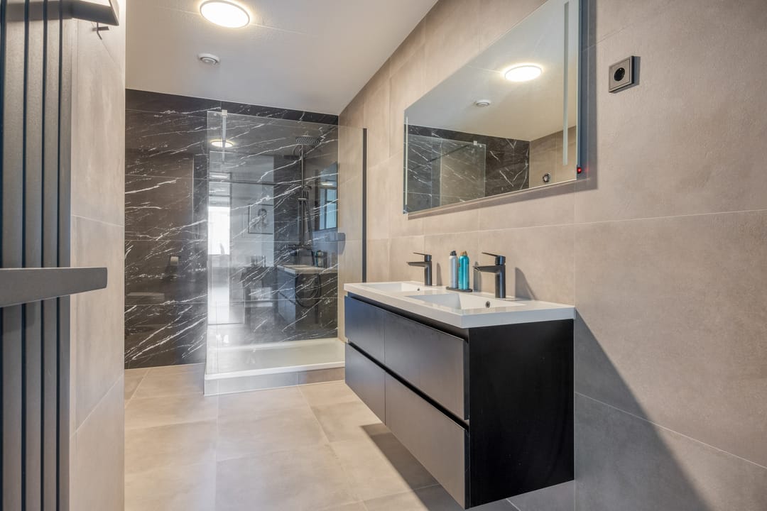 Luxurious Apartment with Panoramic Golf Course Views in Iconic Slot-Haverleij — 32