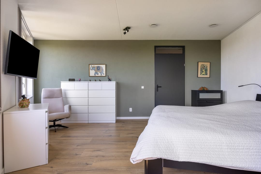 Luxurious Apartment with Panoramic Golf Course Views in Iconic Slot-Haverleij — 37