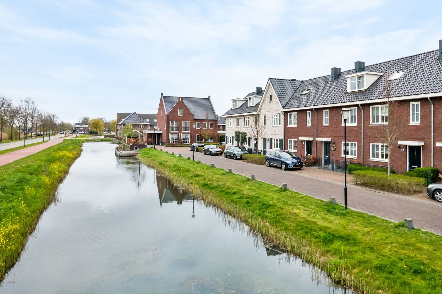 Energy-Neutral Family Home with Solar Panels and South-Facing Garden in Blauwe Zoom — 34