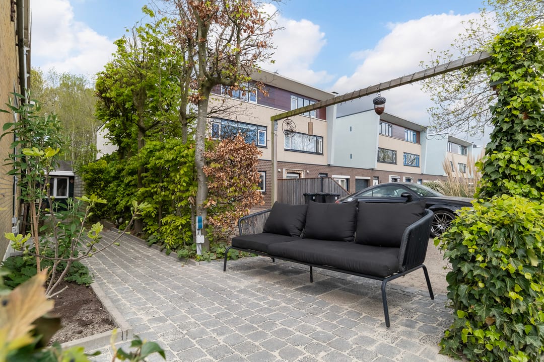 Charming Corner Home in Peaceful Kralingseveer — 32
