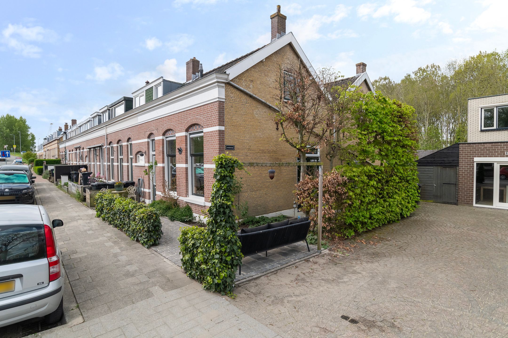 Charming Corner Home in Peaceful Kralingseveer — 36