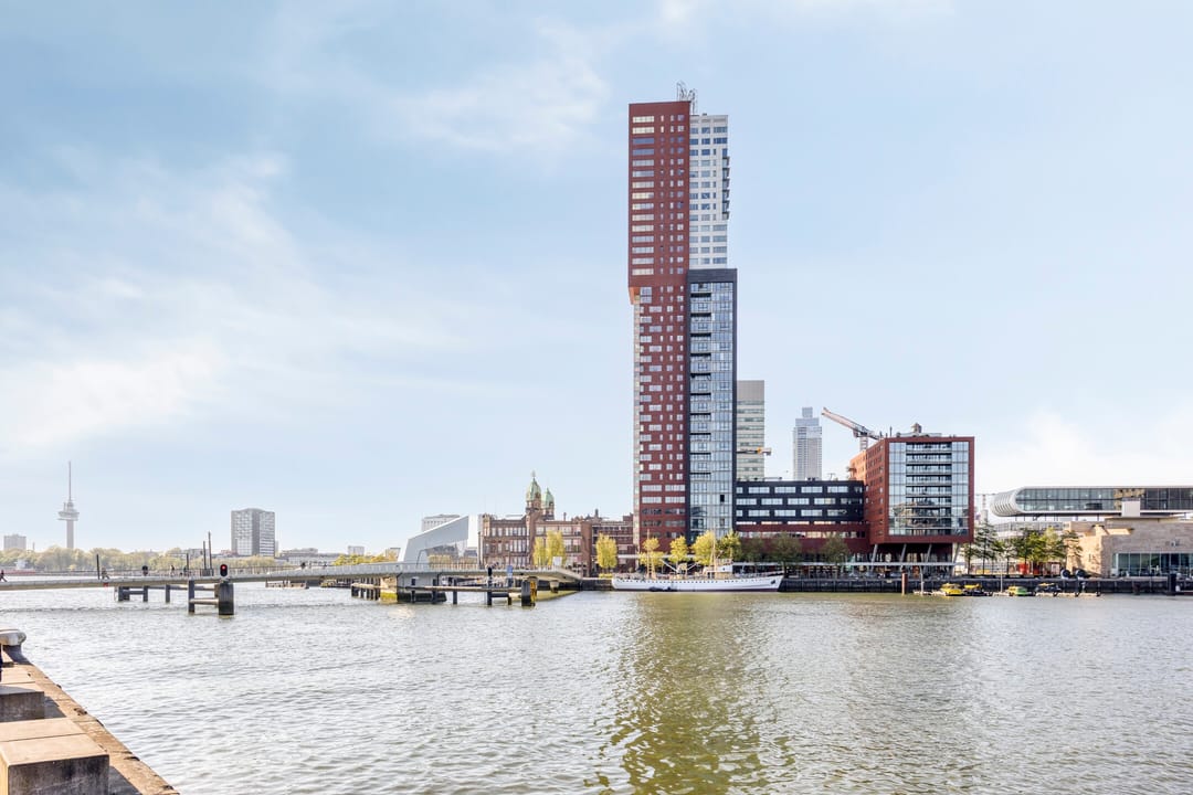 Unique Four-Level Loft with Panoramic River Views — 46