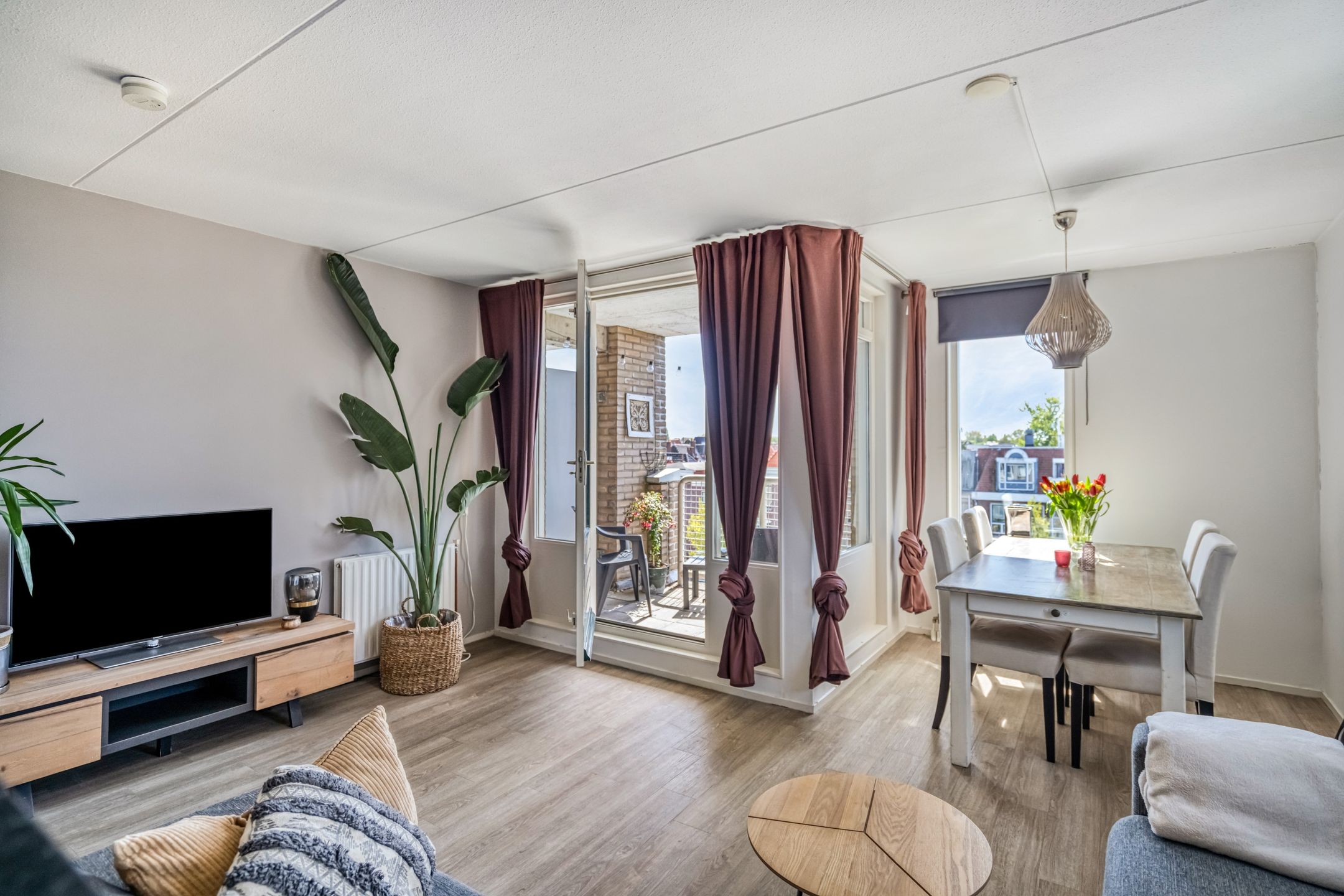 Photo 6 of Oude Singel 276