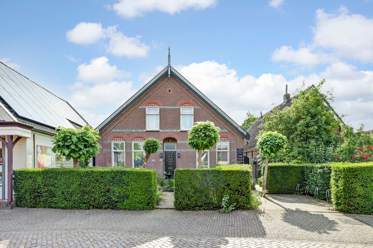 Bekijk foto 1 van Dorpsstraat 596