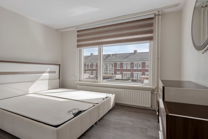 Tussenwoning te koop: Hertshoornstraat 13, Bergen Op Zoom