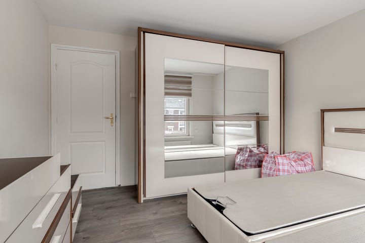 Tussenwoning te koop: Hertshoornstraat 13, Bergen Op Zoom
