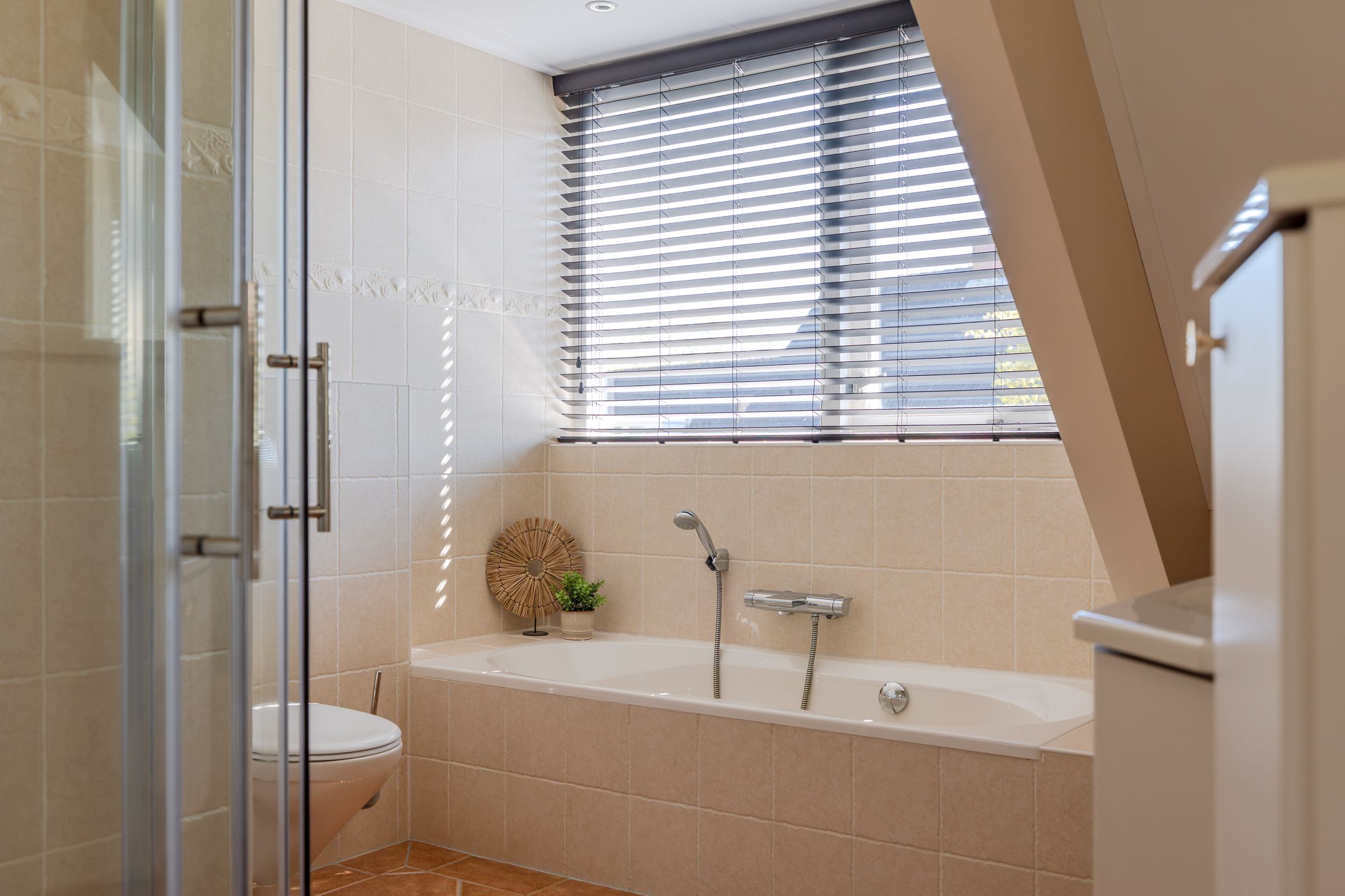 Spacious and Sustainable Semi-Detached Home with Garden Room in Surhuisterveen — 24