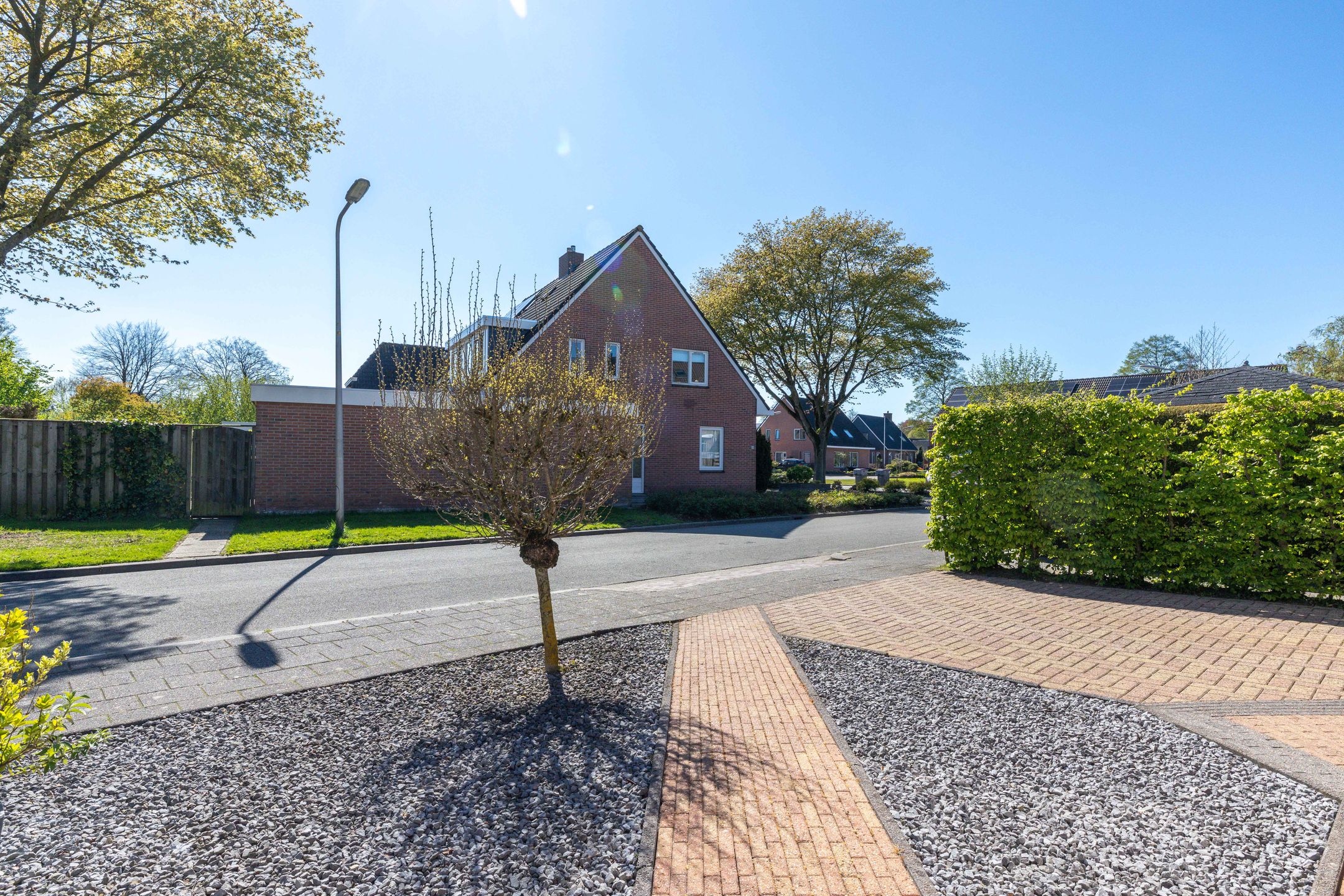 Spacious and Sustainable Semi-Detached Home with Garden Room in Surhuisterveen — 51