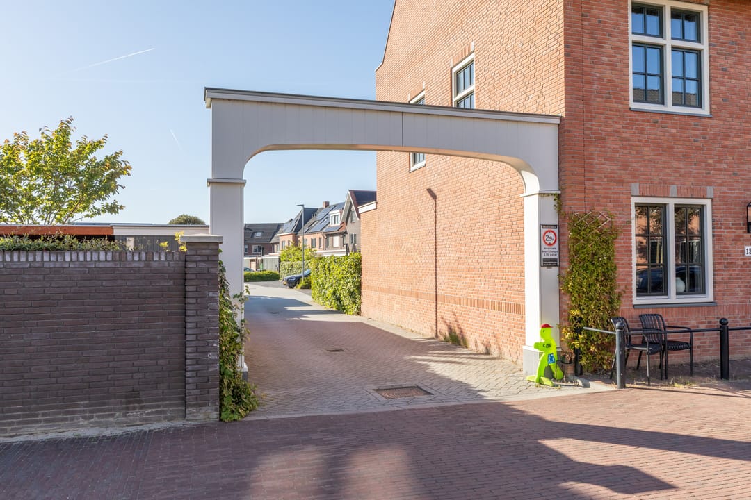 Foto 41 van Loevesteingracht 28