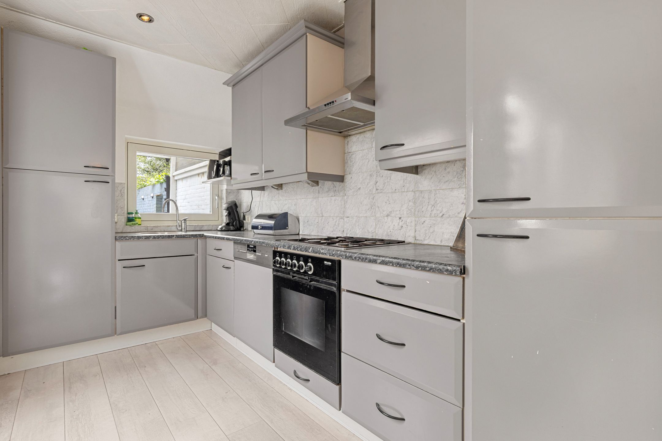 Spacious Extended Semi-Detached Home with Energy Label A and Multifunctional Ground Floor Room — 12