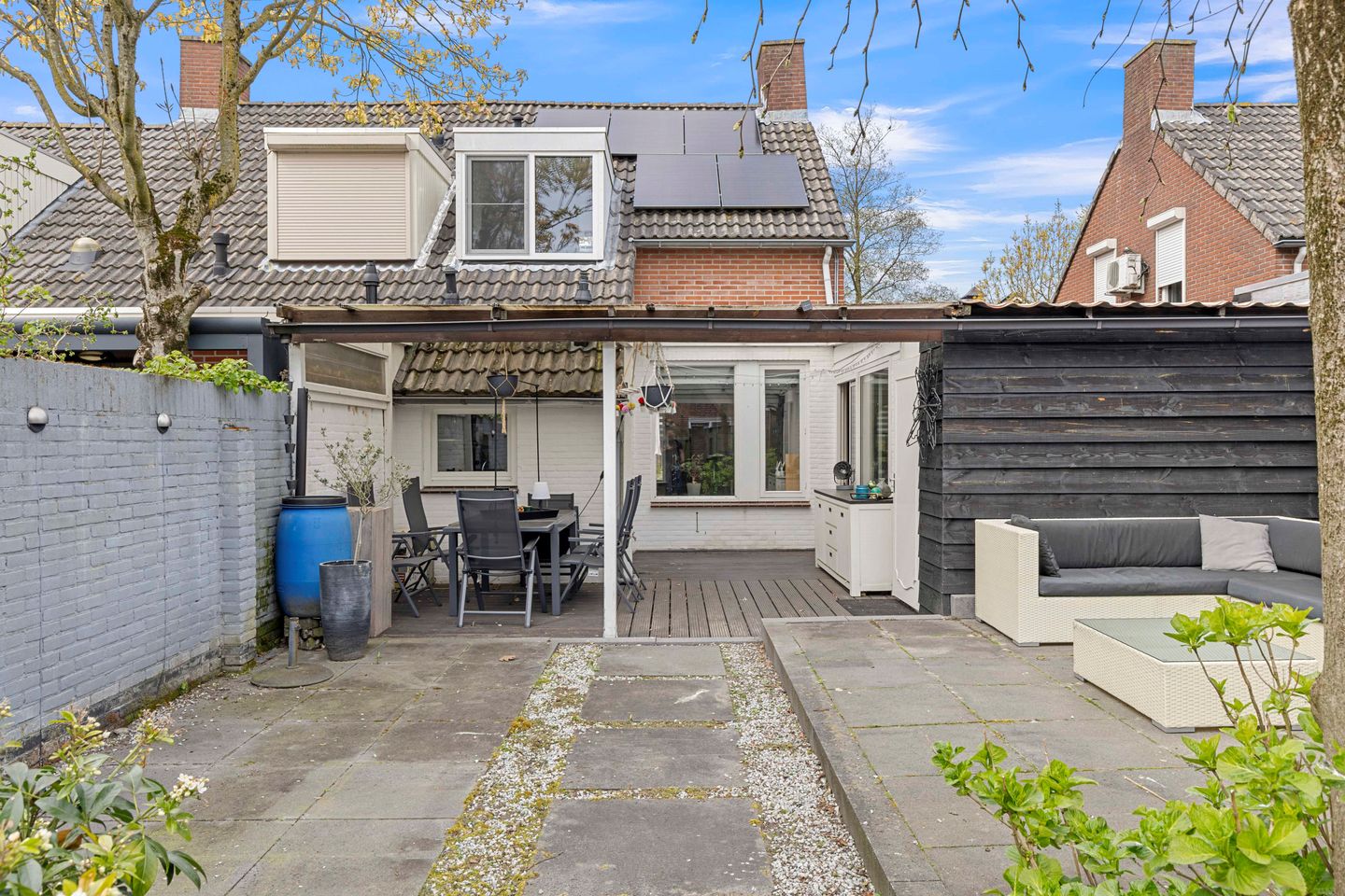 Spacious Extended Semi-Detached Home with Energy Label A and Multifunctional Ground Floor Room — 34