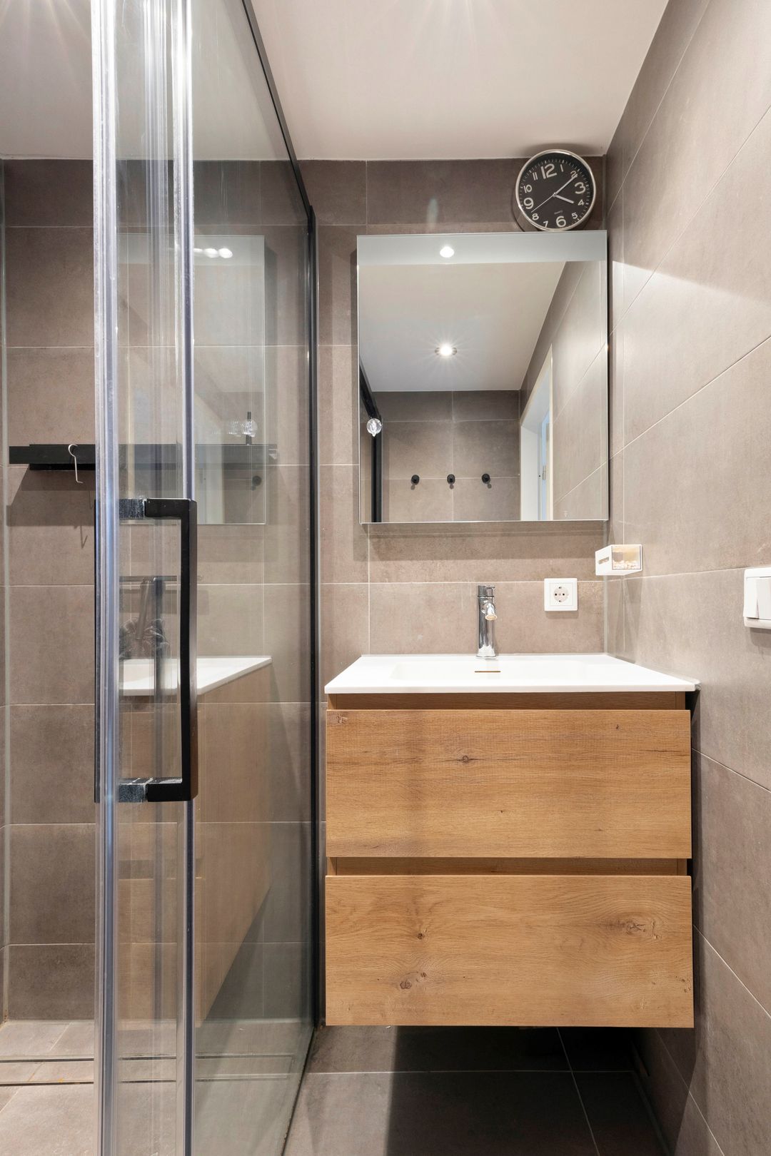 Spacious Extended Semi-Detached Home with Energy Label A and Multifunctional Ground Floor Room — 26