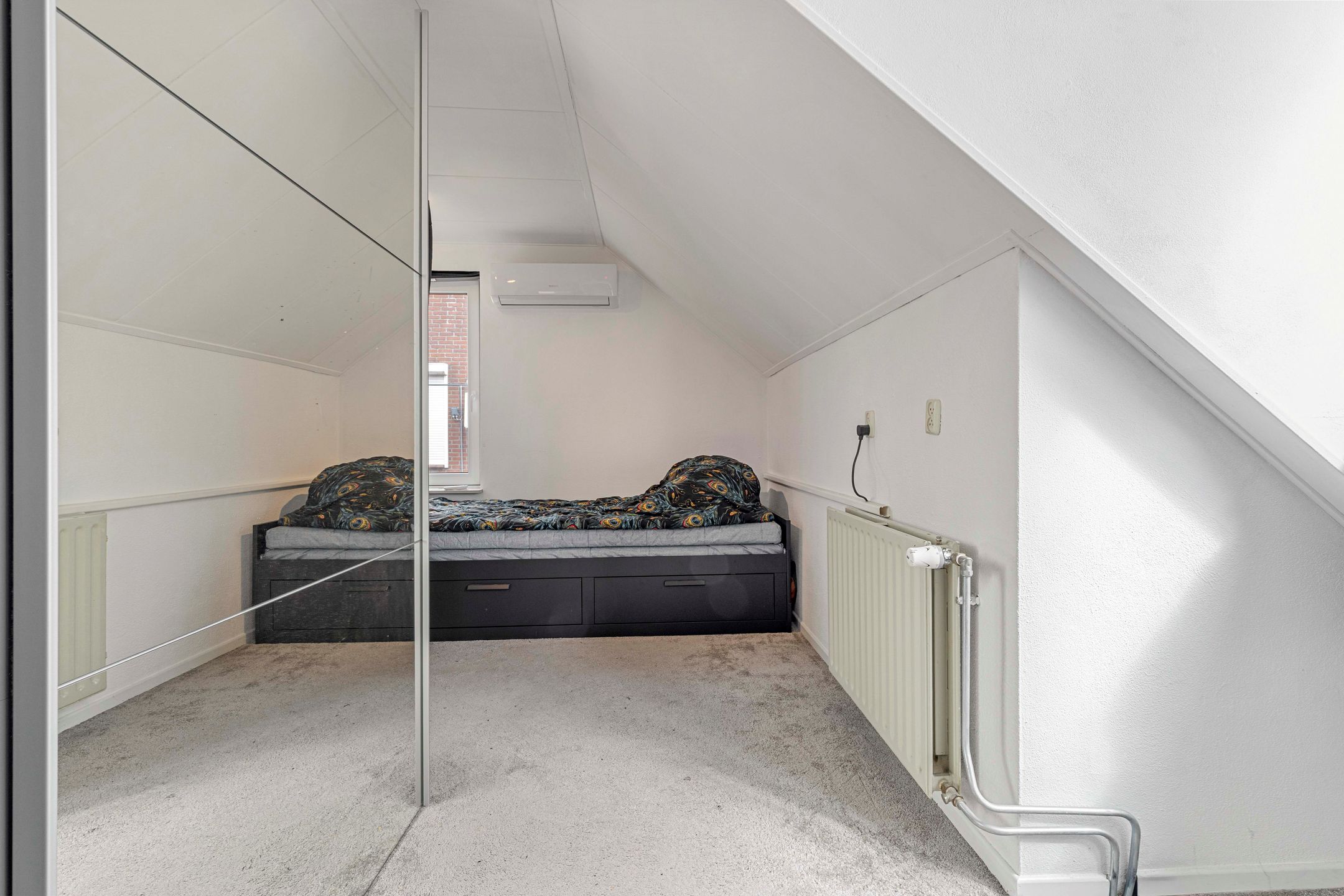 Spacious Extended Semi-Detached Home with Energy Label A and Multifunctional Ground Floor Room — 24