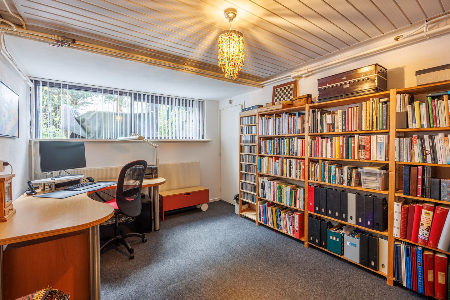 Spacious Drive-in Corner House with 5 Bedrooms and South-Facing Garden in Delft Marlot — 40