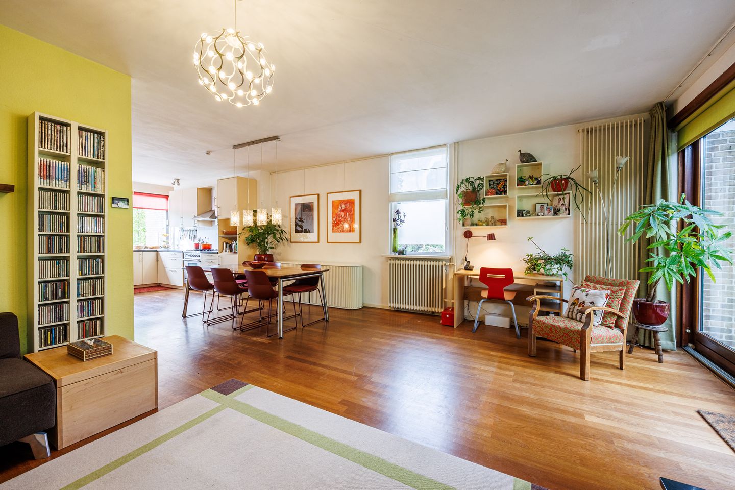 Spacious Drive-in Corner House with 5 Bedrooms and South-Facing Garden in Delft Marlot — 14