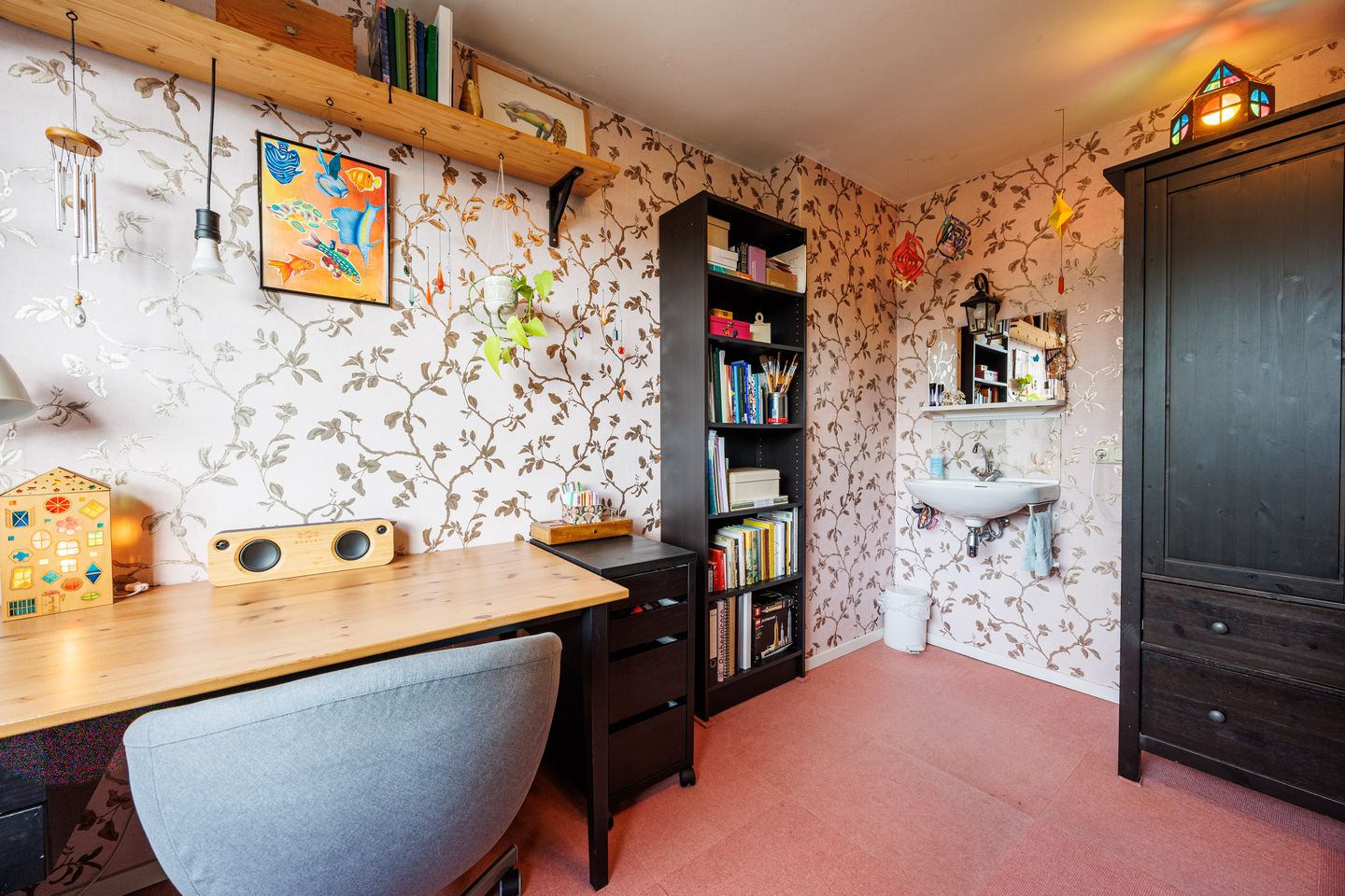 Spacious Drive-in Corner House with 5 Bedrooms and South-Facing Garden in Delft Marlot — 35