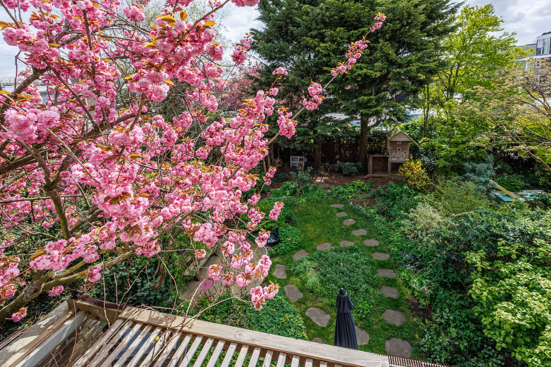 Spacious Drive-in Corner House with 5 Bedrooms and South-Facing Garden in Delft Marlot — 43