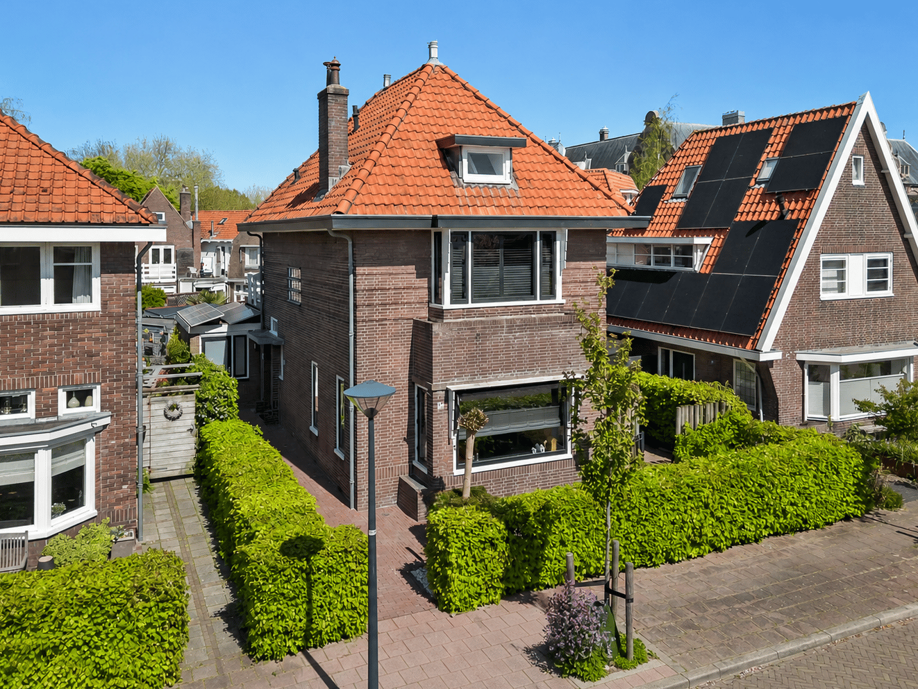 J.P. Coenstraat 17 