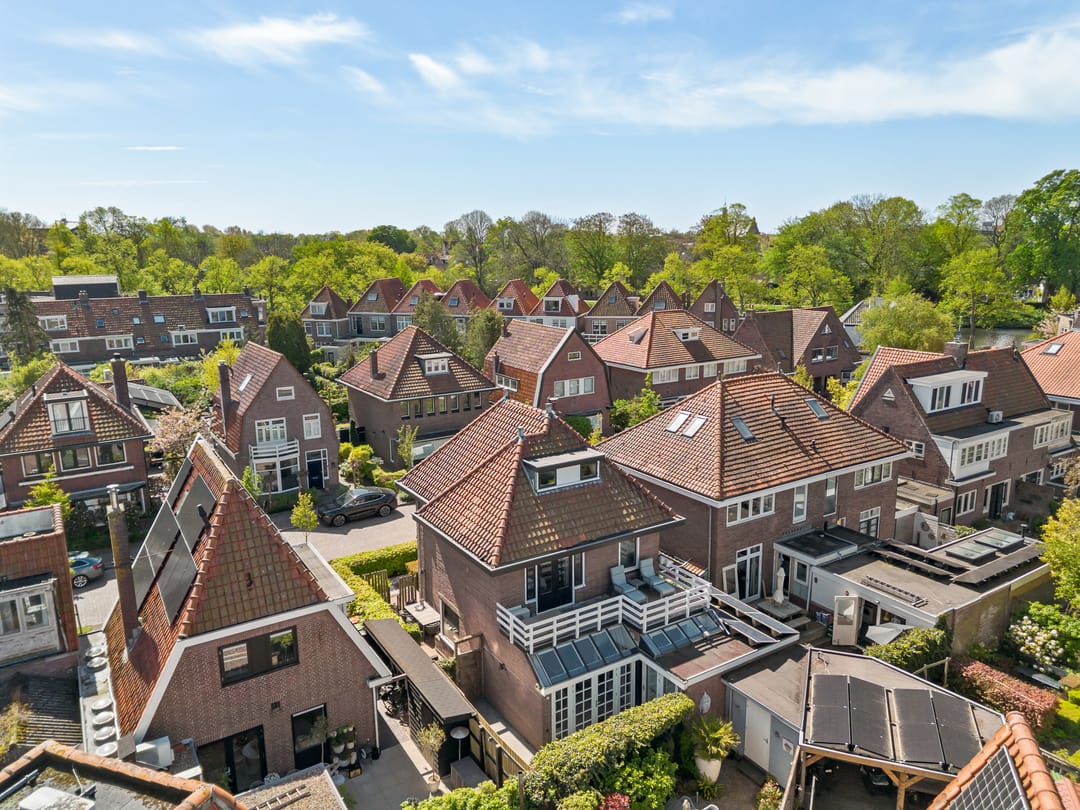 Detached 1930s Villa with Roof Terrace in Popular Hoorn Location — 37