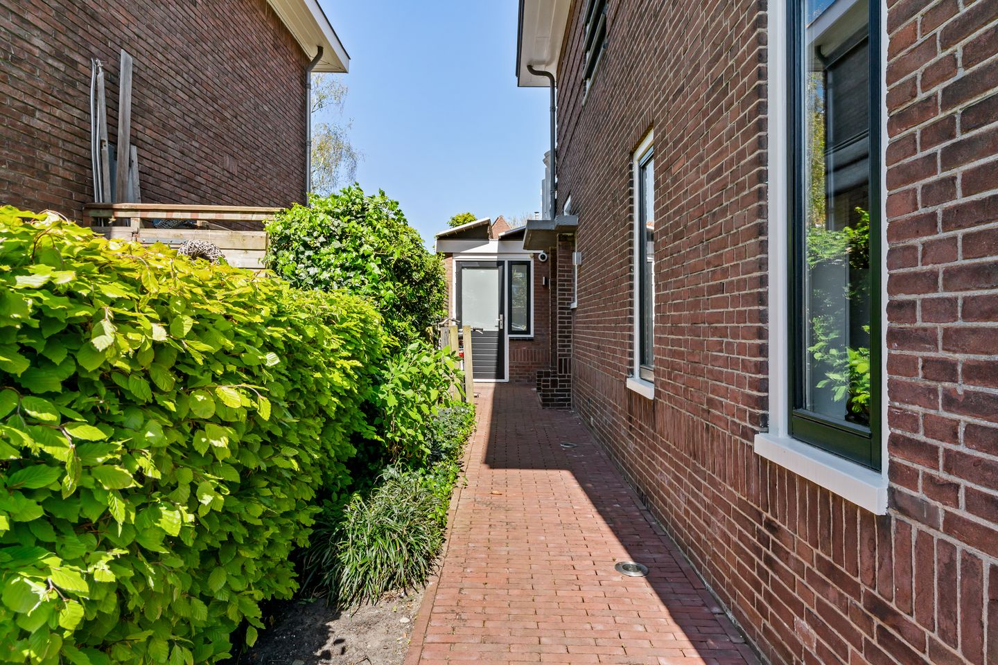 Detached 1930s Villa with Roof Terrace in Popular Hoorn Location — 49