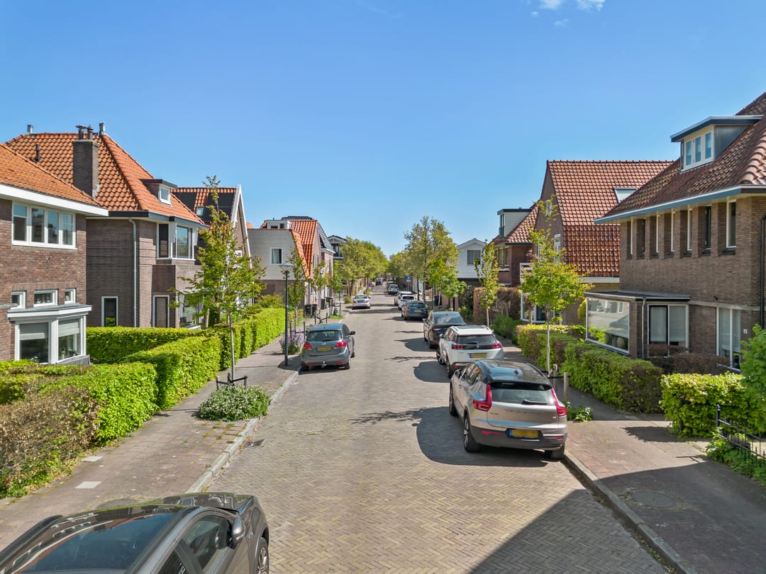 Detached 1930s Villa with Roof Terrace in Popular Hoorn Location — 47
