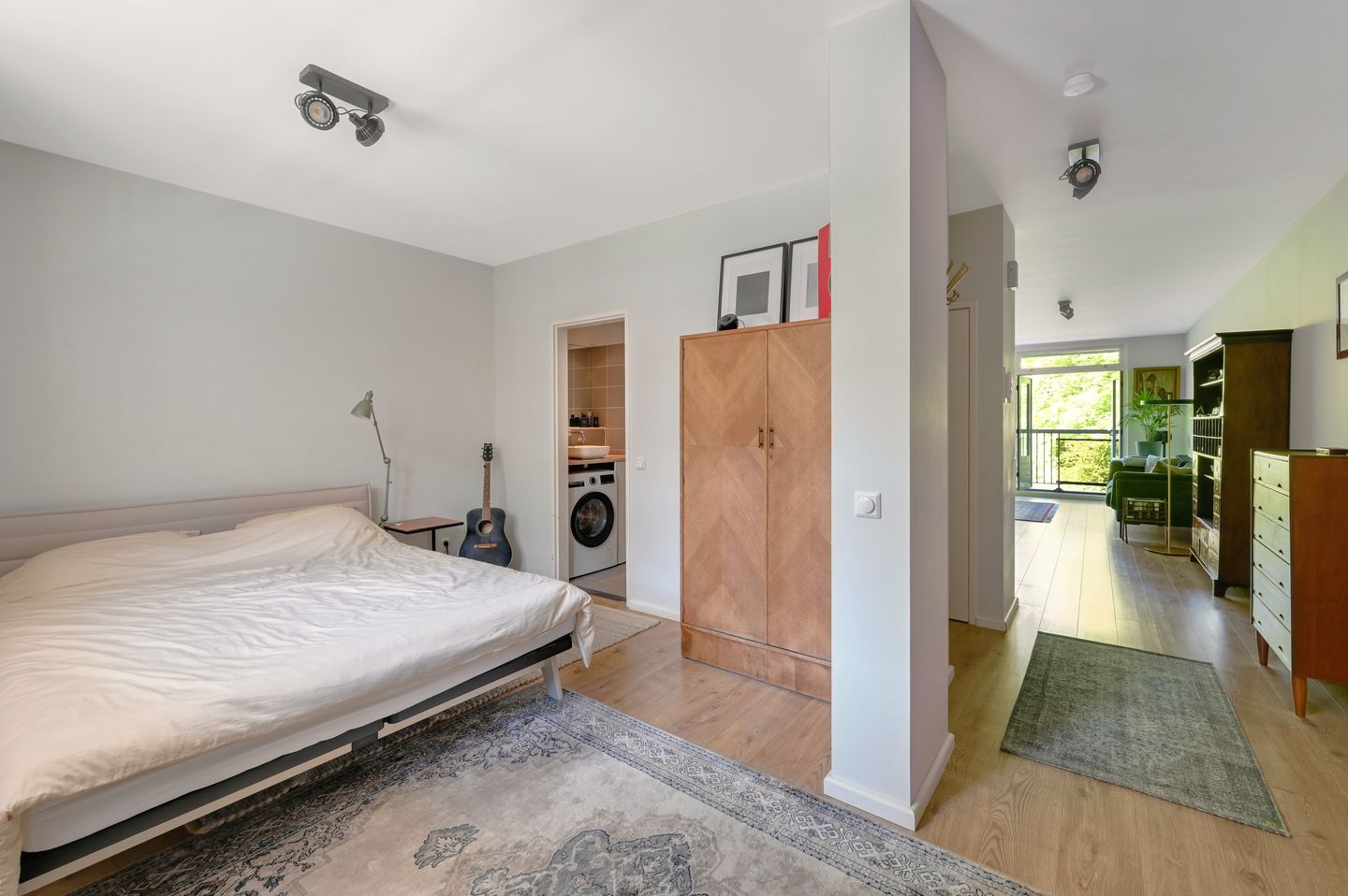 Apartment with unobstructed views of the Haagse Bos — 19