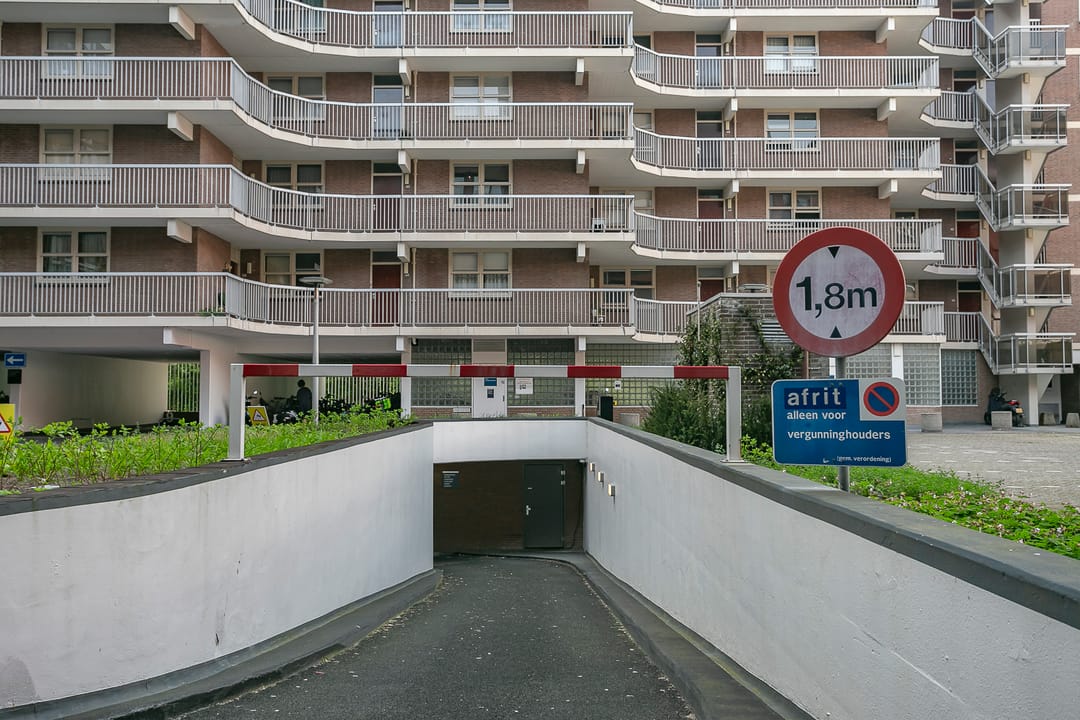 Apartment with unobstructed views of the Haagse Bos — 26