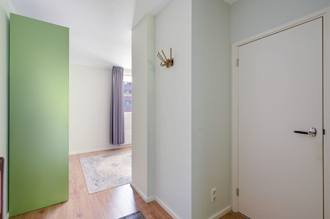 Apartment with unobstructed views of the Haagse Bos — 17