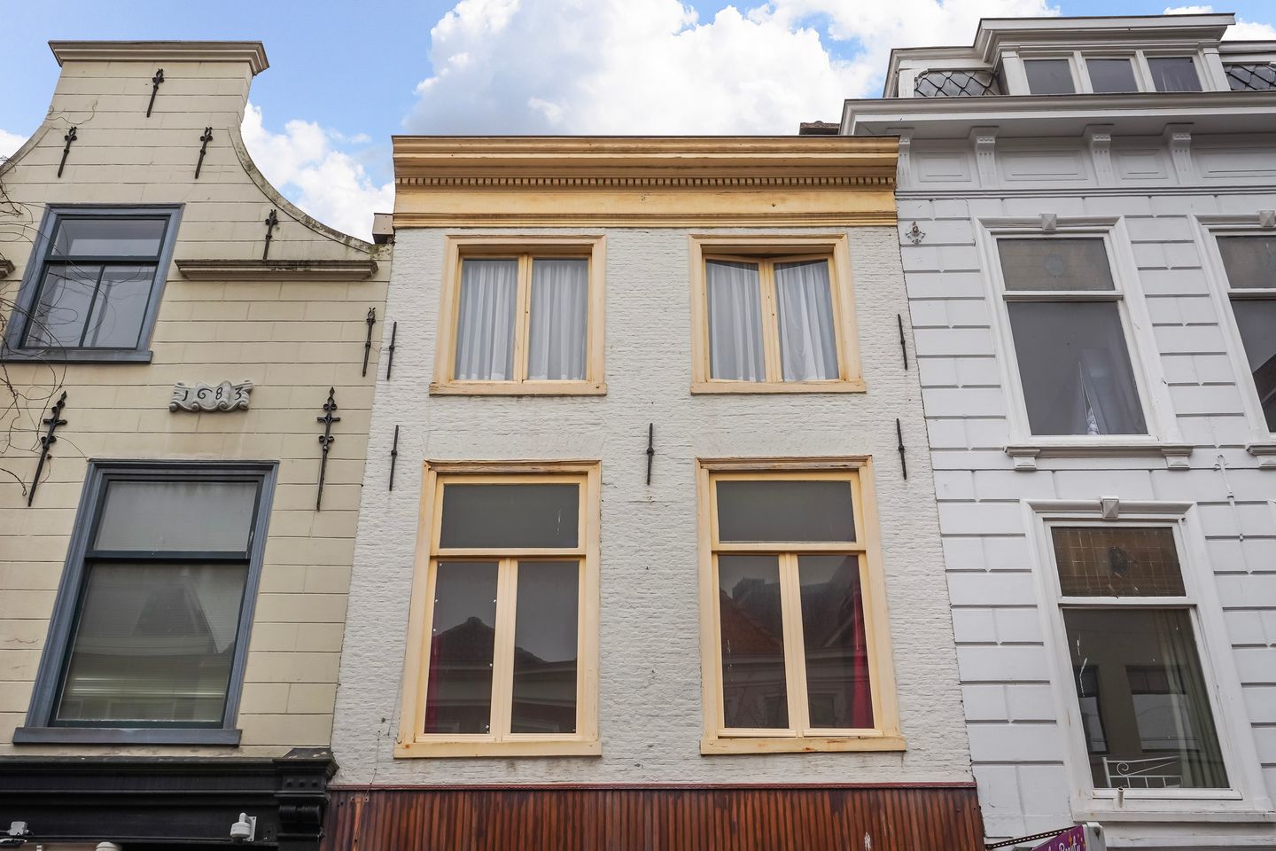 Historic Apartment with Renovation Potential in Den Haag Centre — 34