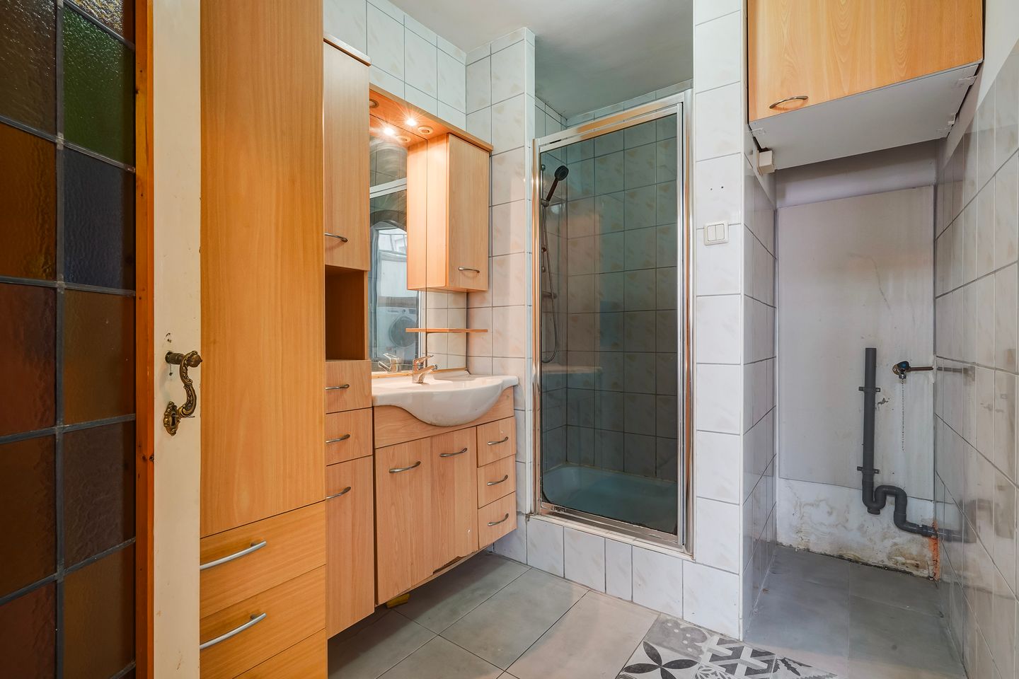 Historic Apartment with Renovation Potential in Den Haag Centre — 19