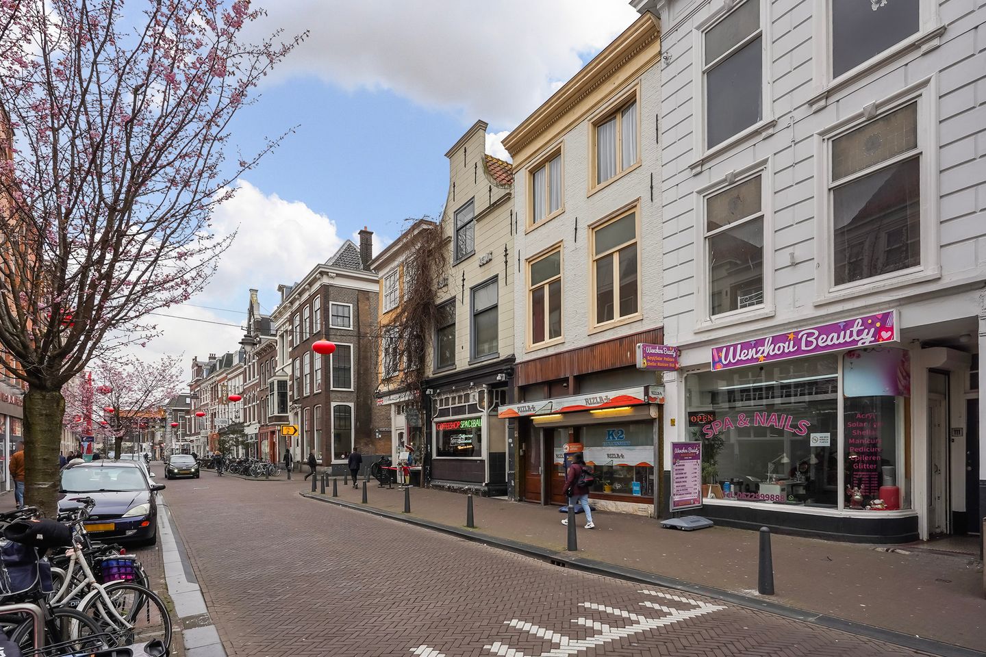 Historic Apartment with Renovation Potential in Den Haag Centre — 35