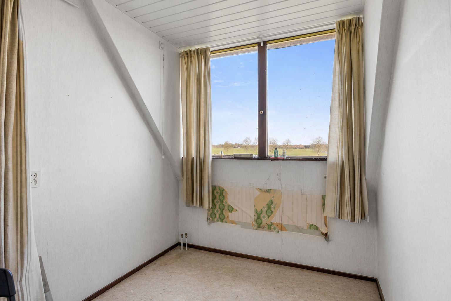 Rural Living with Spacious Plot and Outbuildings in Jubbega — 21