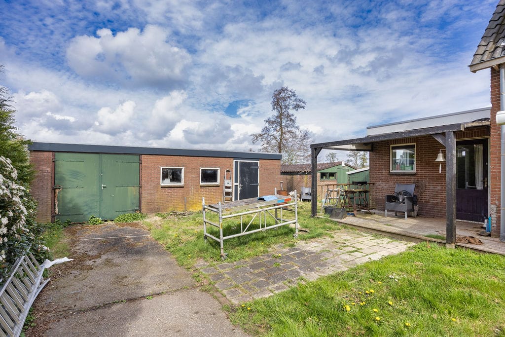Rural Living with Spacious Plot and Outbuildings in Jubbega — 27