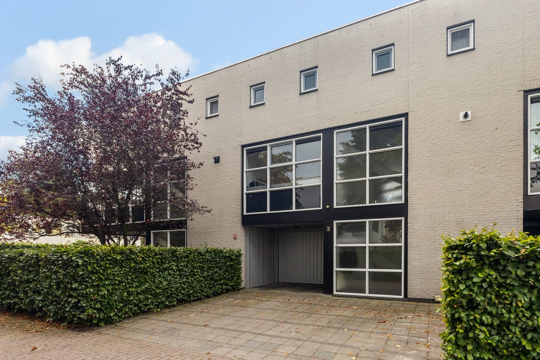 Photo 38 of Troelstrapark 22