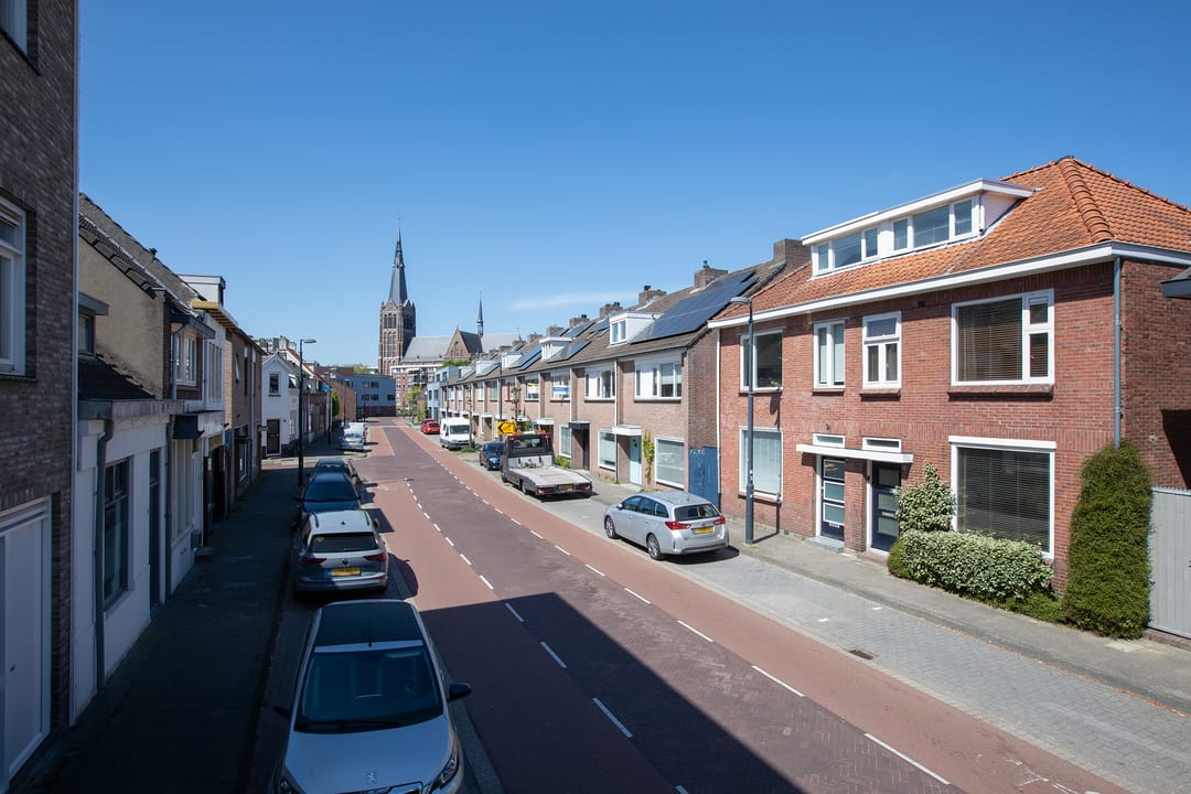 Characteristic 1930s Semi-Detached Home in Eindhoven City Center — 37