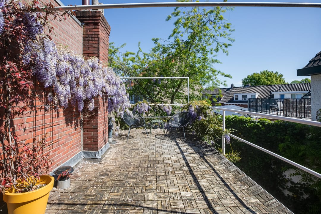 Characteristic 1930s Semi-Detached Home in Eindhoven City Center — 23