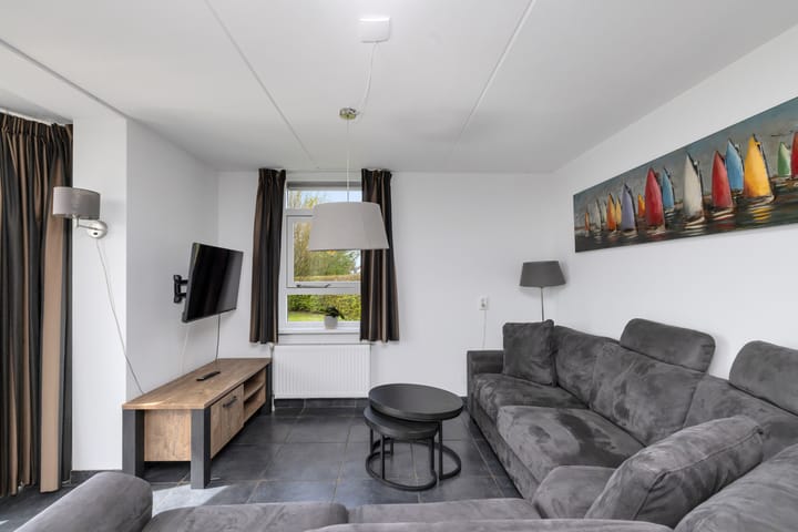 Vrijstaande woning te koop: IJsselmeerstraat 145, Medemblik