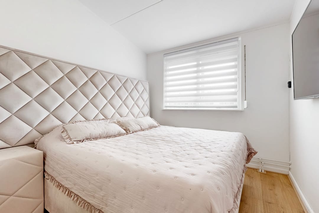 Move-in Ready Terraced Home with Sunroom and South-Facing Garden in Sliedrecht — 13