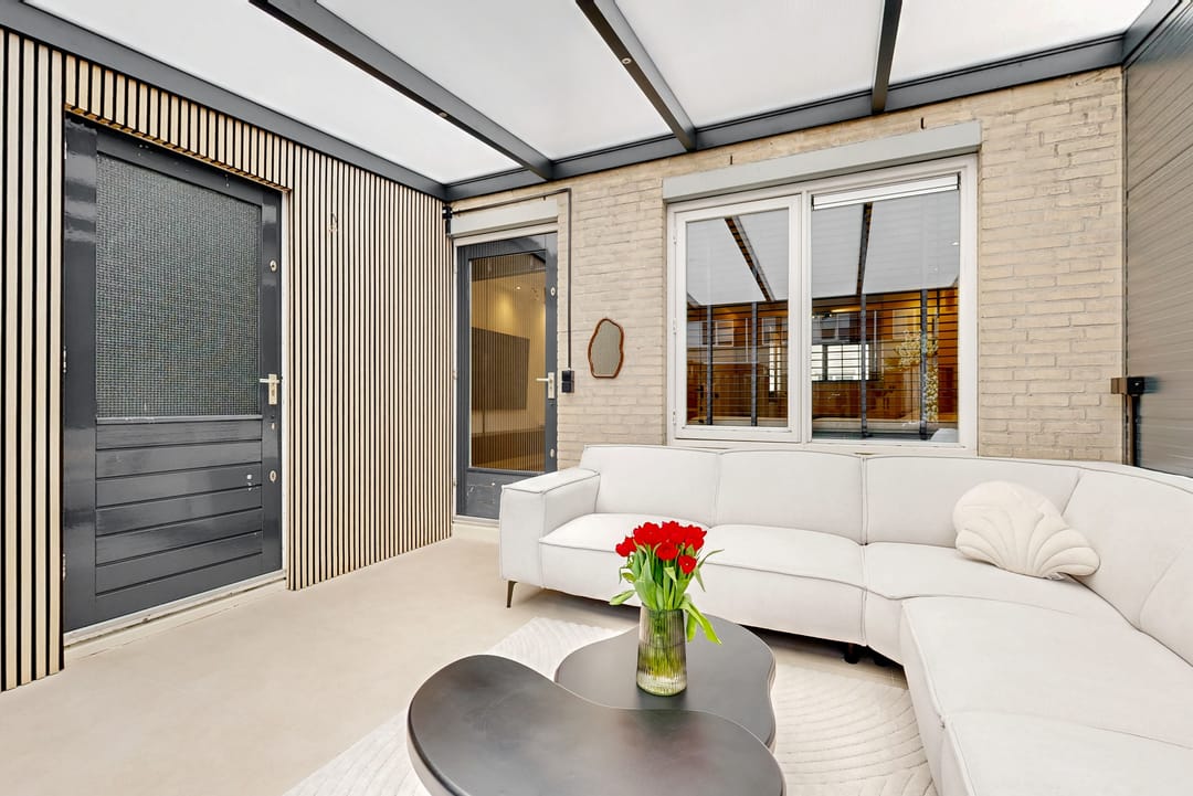 Move-in Ready Terraced Home with Sunroom and South-Facing Garden in Sliedrecht — 23