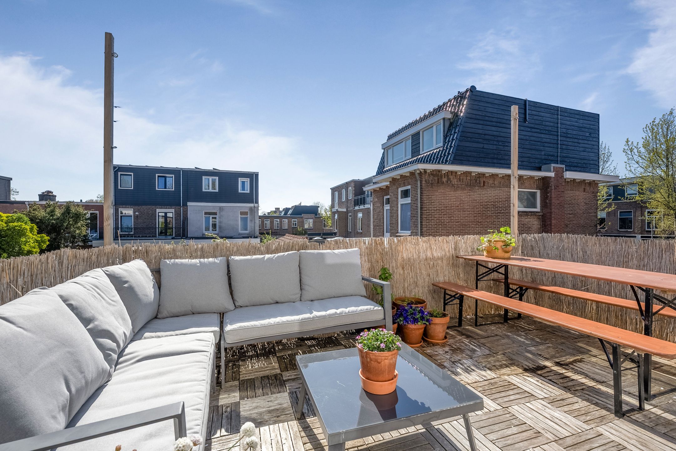 Spacious Upper Apartment with Sunny Rooftop Terrace in Central Haarlem — 18