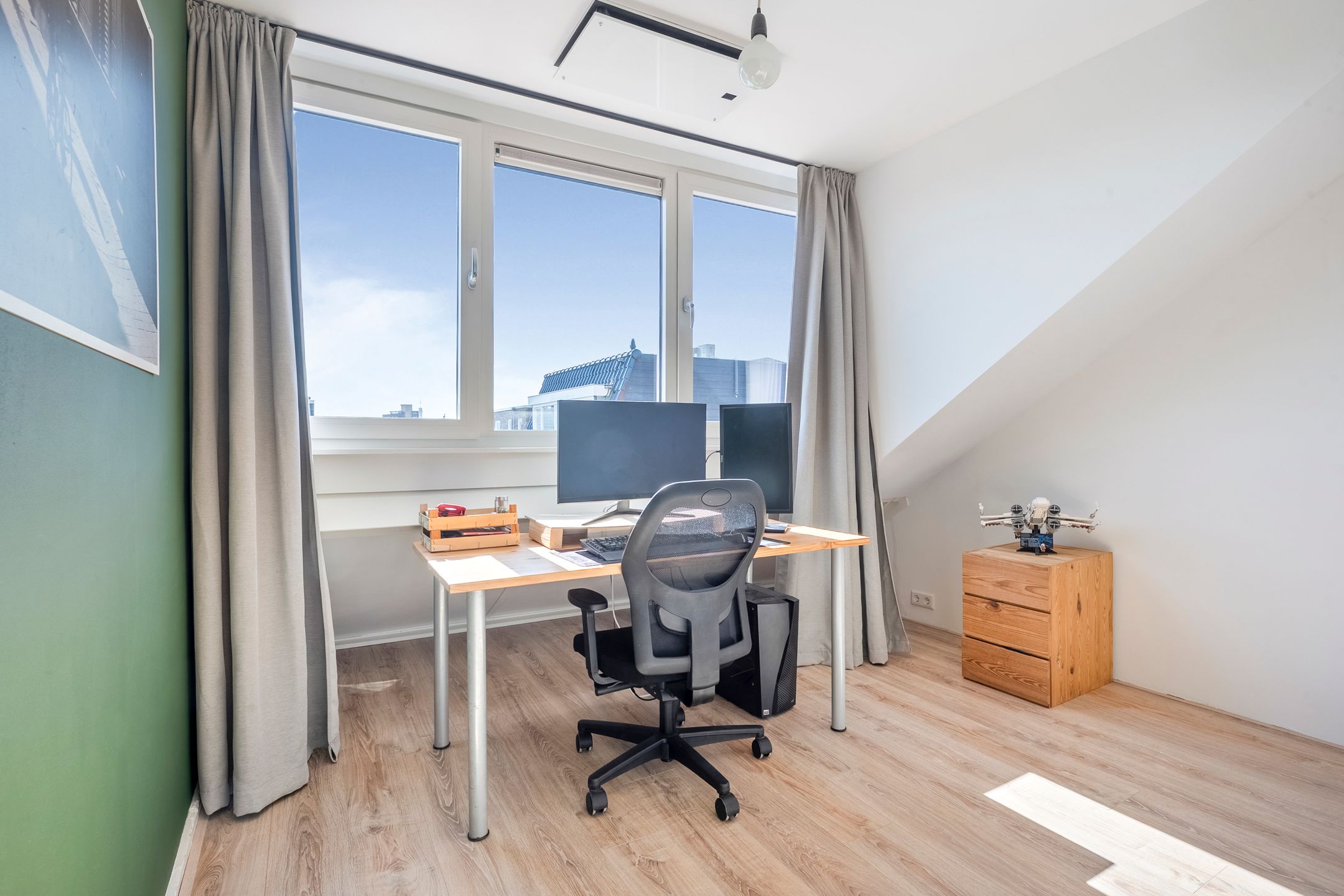 Spacious Upper Apartment with Sunny Rooftop Terrace in Central Haarlem — 36