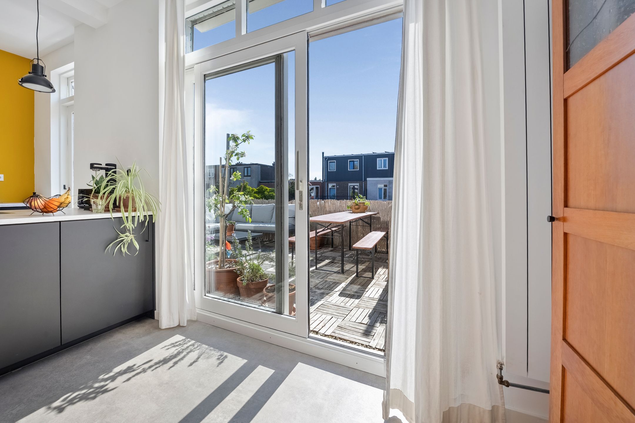 Spacious Upper Apartment with Sunny Rooftop Terrace in Central Haarlem — 15