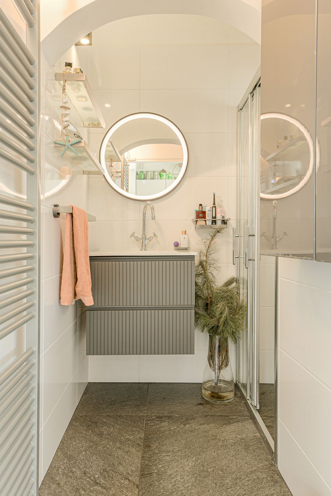 Photo 25 of Bredestraat 8-B
