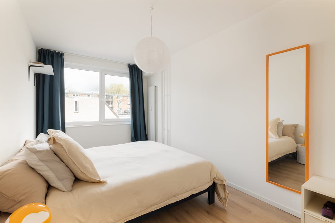 Spacious 4-room apartment with south-facing balcony in quiet Amsterdam-Noord — 17