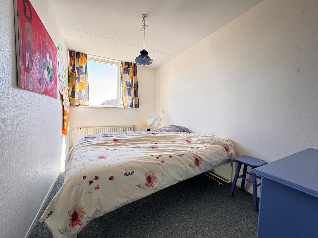 Spacious corner house with potential fourth bedroom in peaceful location — 16