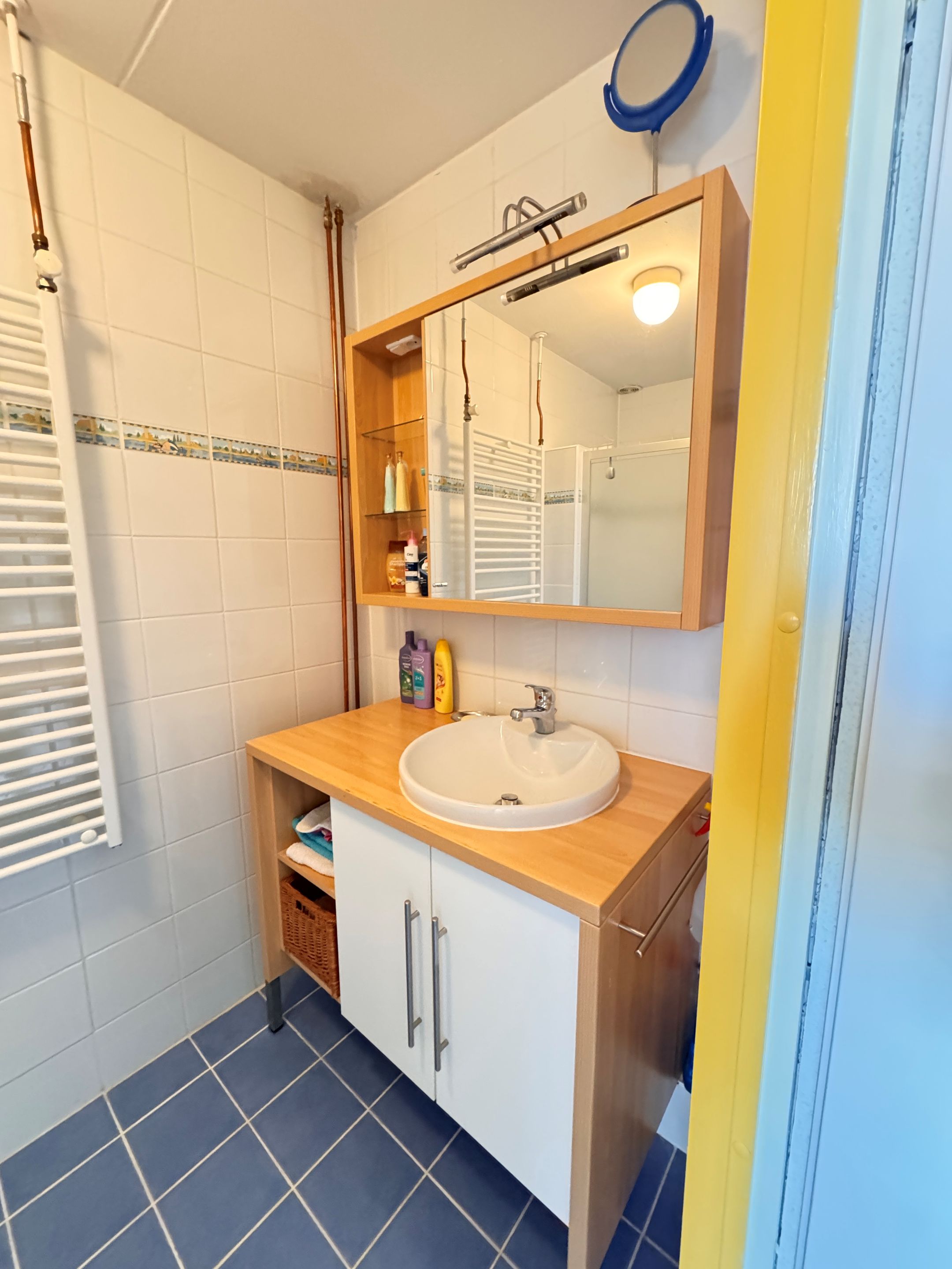 Spacious corner house with potential fourth bedroom in peaceful location — 18
