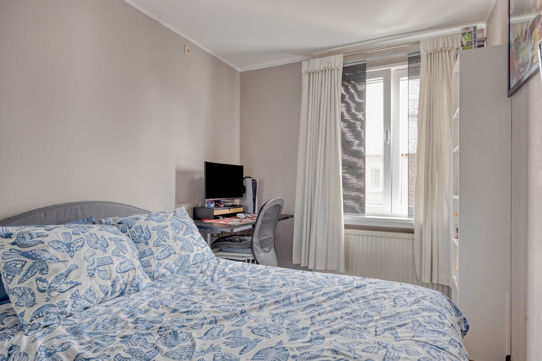 Stylish and Fully Renovated Family Home with Sunny Garden in Popular Haarlem Neighborhood — 16