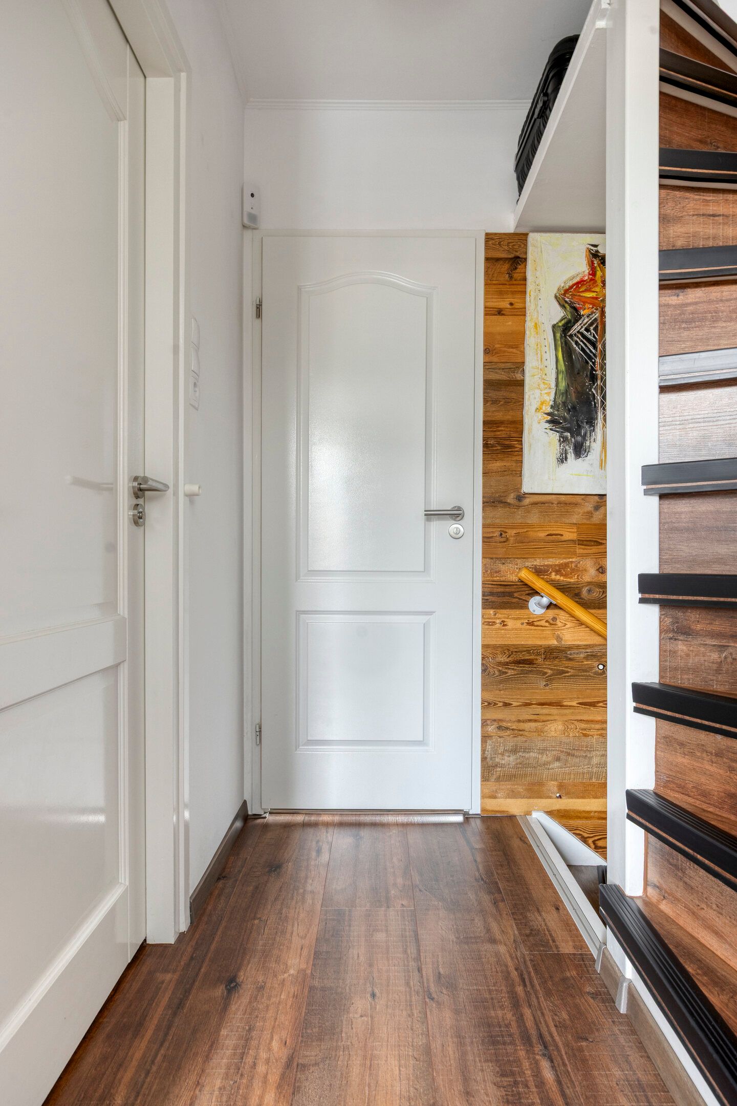 Stylish and Fully Renovated Family Home with Sunny Garden in Popular Haarlem Neighborhood — 15